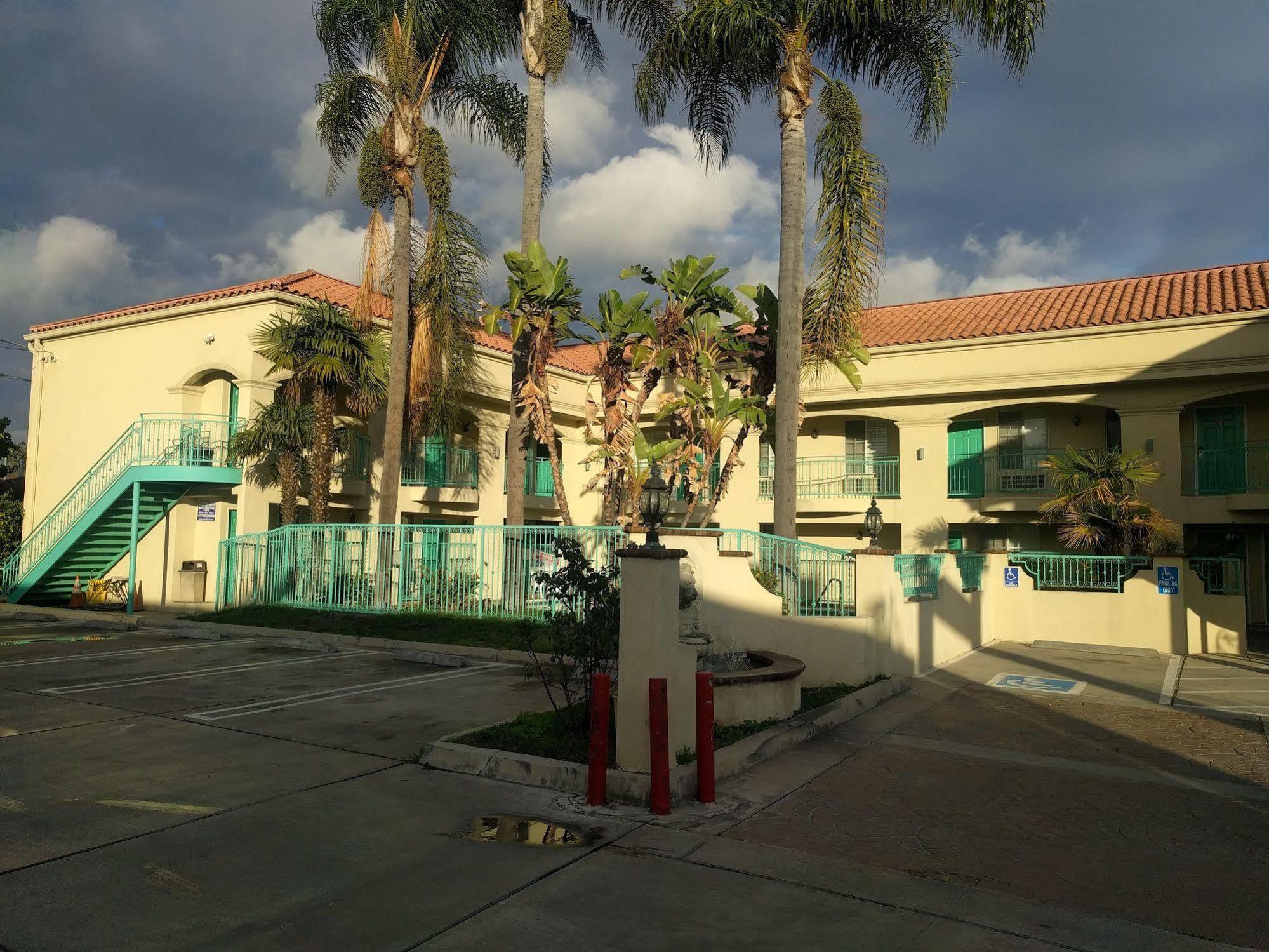 Hotel Lyfe & By Aga - Lax Airport Inglewood