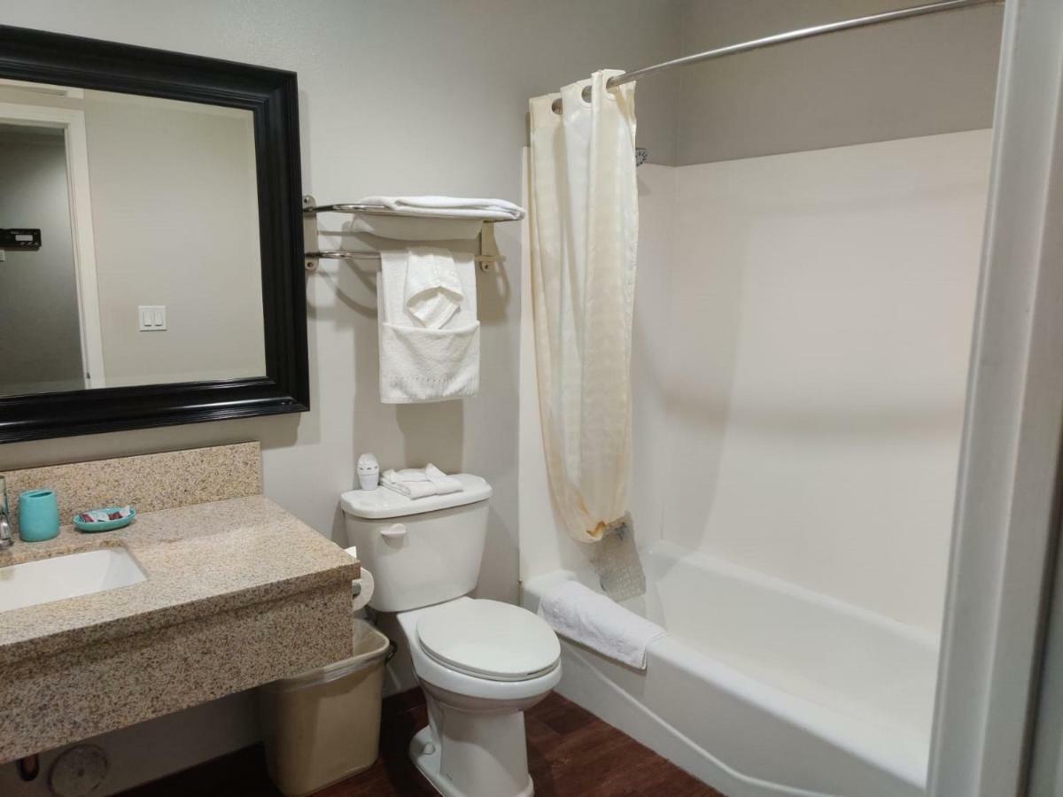 Hotel Lyfe & By Aga - Lax Airport Inglewood
