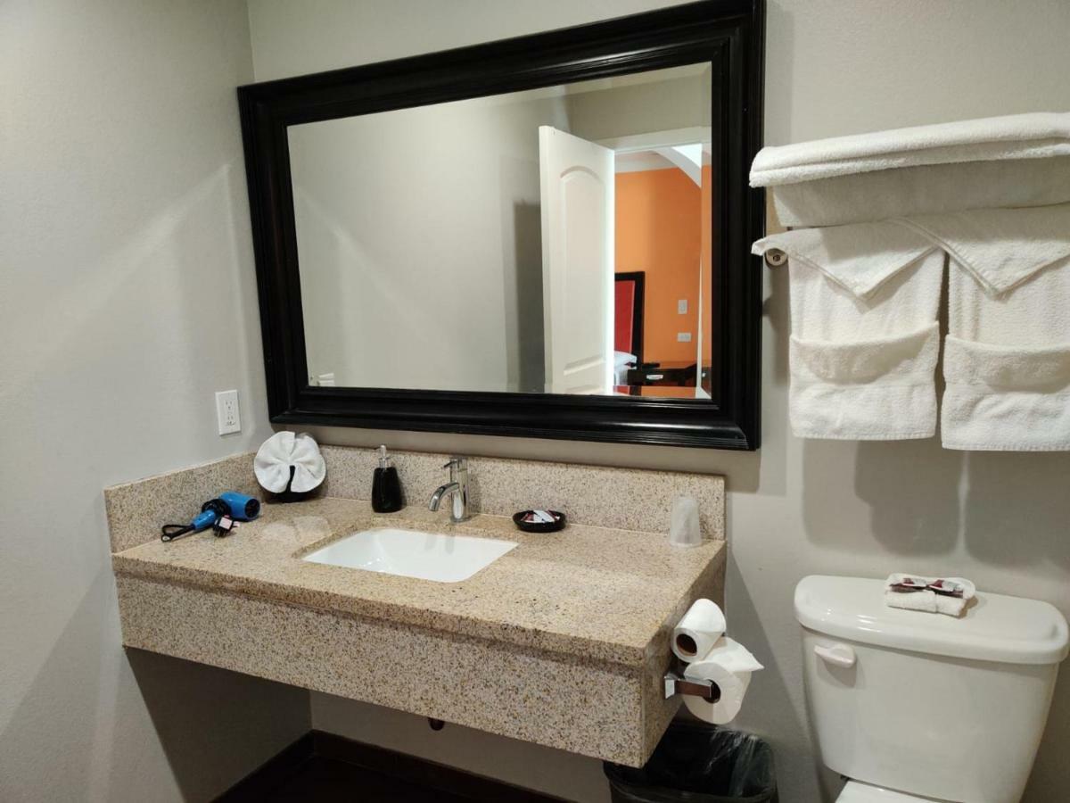 Hotel Lyfe & By Aga - Lax Airport Inglewood
